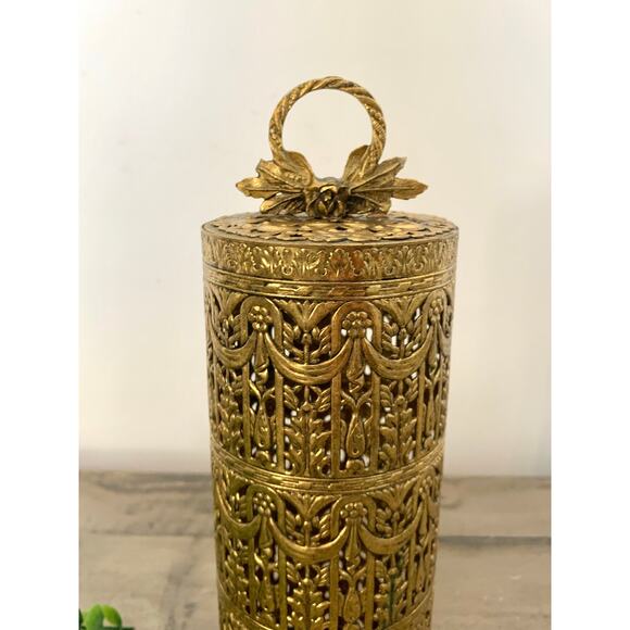 Vintage Ormolu Brass Filigree Hairspray Cover Hollywood Regency Vanity Decor - Picture 3 of 10